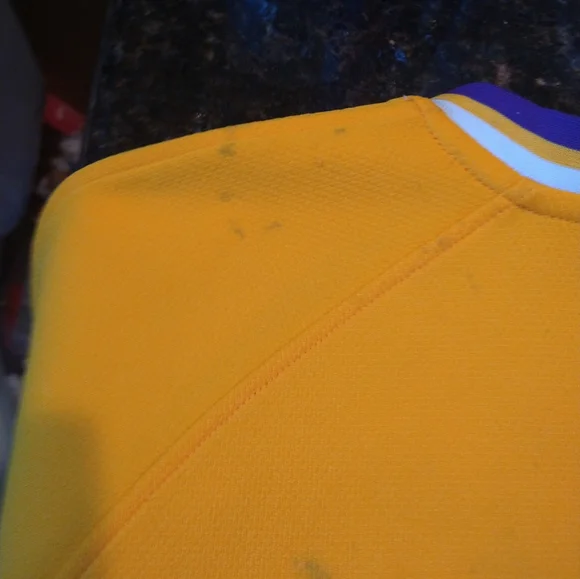 Lakers XL basketball shirt - Picture 7 of 7